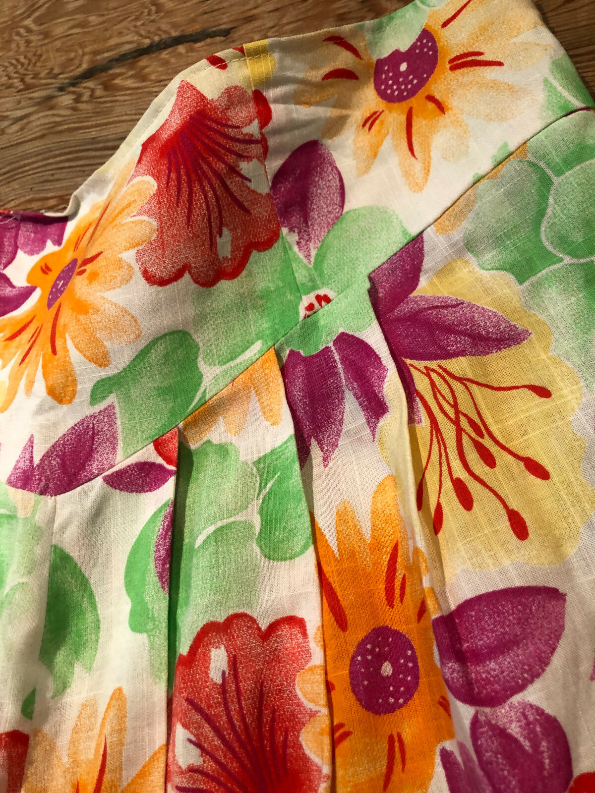 Vintage 60s 70s Handmade Floral Print Pleated Culottes Shorts Size 30×29