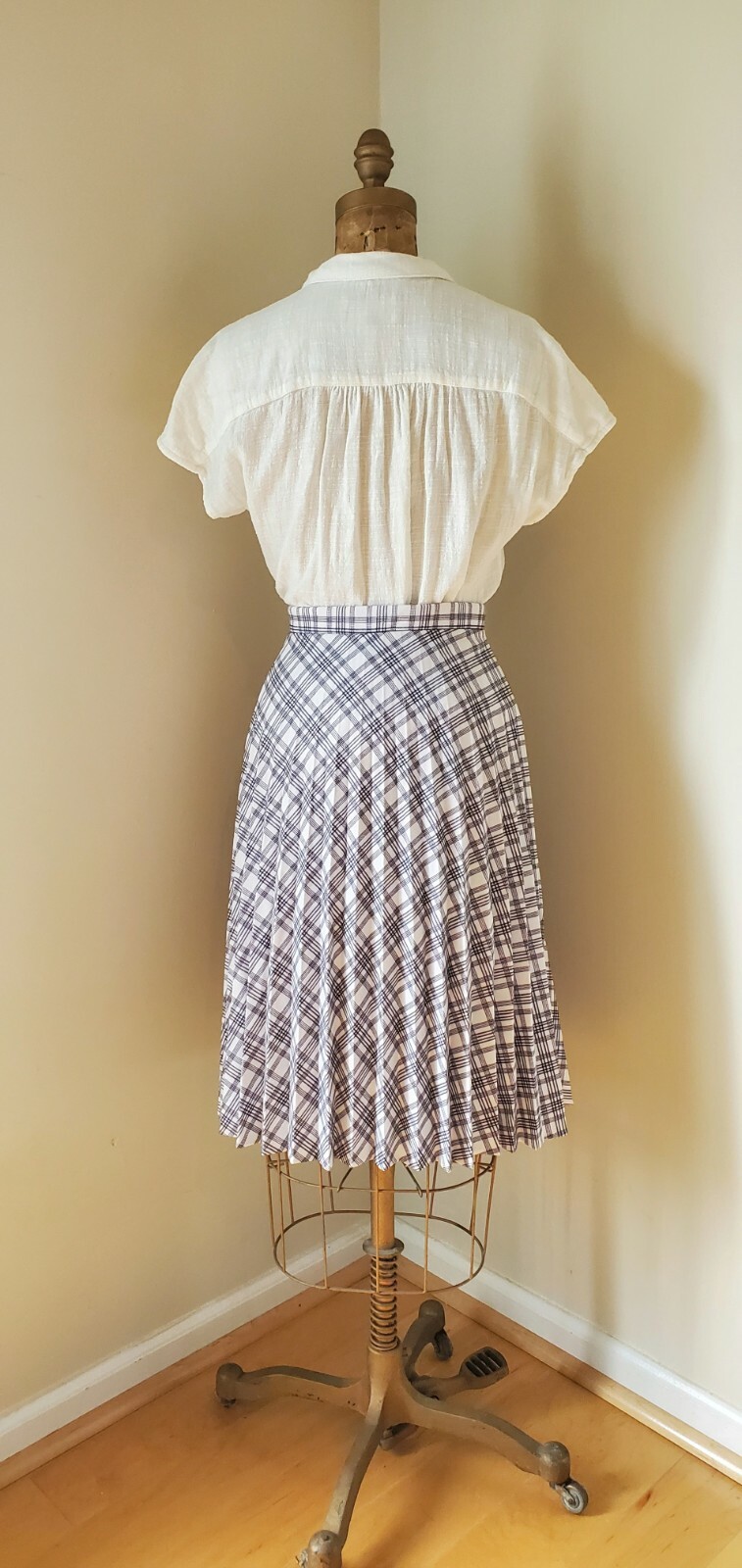 Vintage 1970’s Skirt KoKoKnits California Black & White 70s Pleated Argyle Skirt