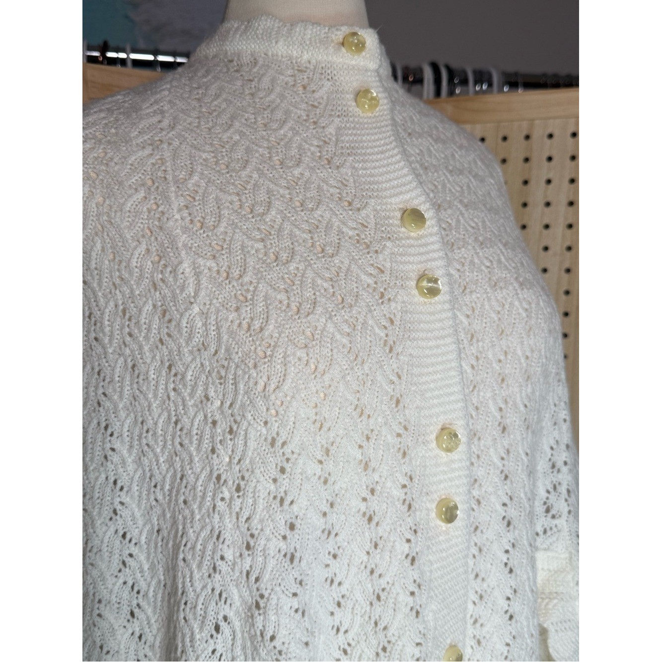 Vintage Ivory Cable Knit Cape Poncho Cottagecore Cozy Boho Grandmacore Chic