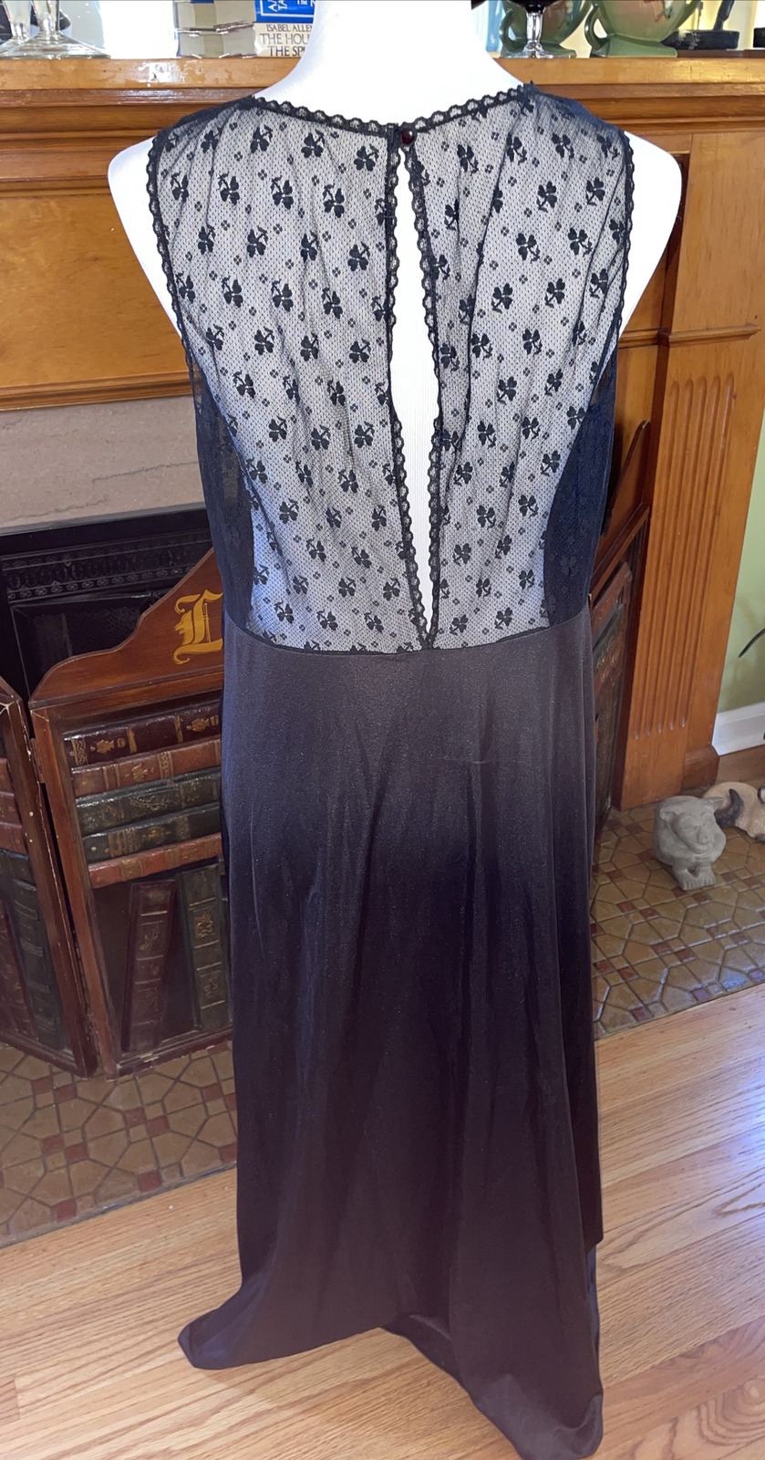 VINTAGE JOLIE TWO JCPENNY BLACK NYLON AND LACE GOWN SZ L STYLE #5446 SEXY!