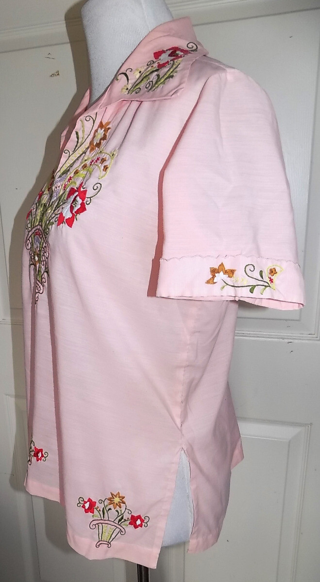 Vintage Pink Viscose Polyester Pullover Top Embroidered Lily B38