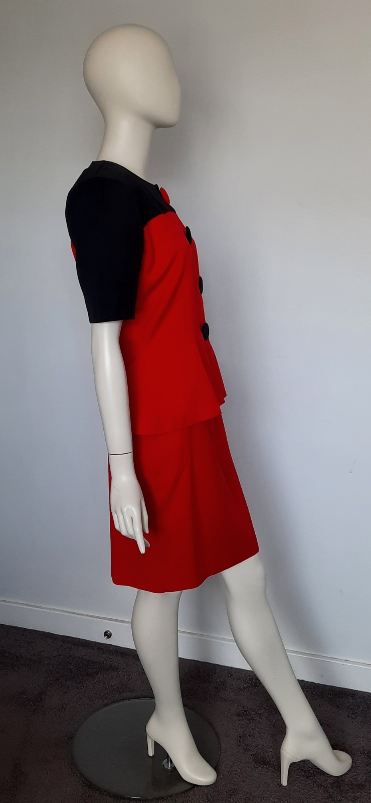 Cue Vintage Skirt Suit Womens 10 Red & Black Short Sleeve 2 Piece 1980’s