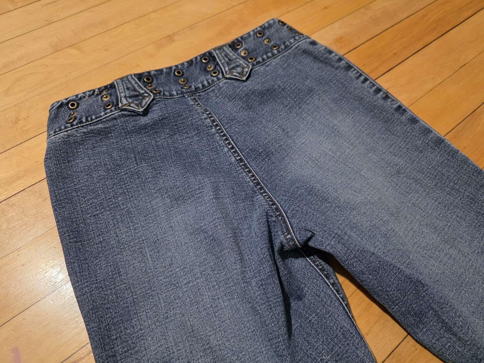 Vintage 90s/Y2K Mudd Low-Rise Flare Jeans Size 14 GIRLS 26” Waist
