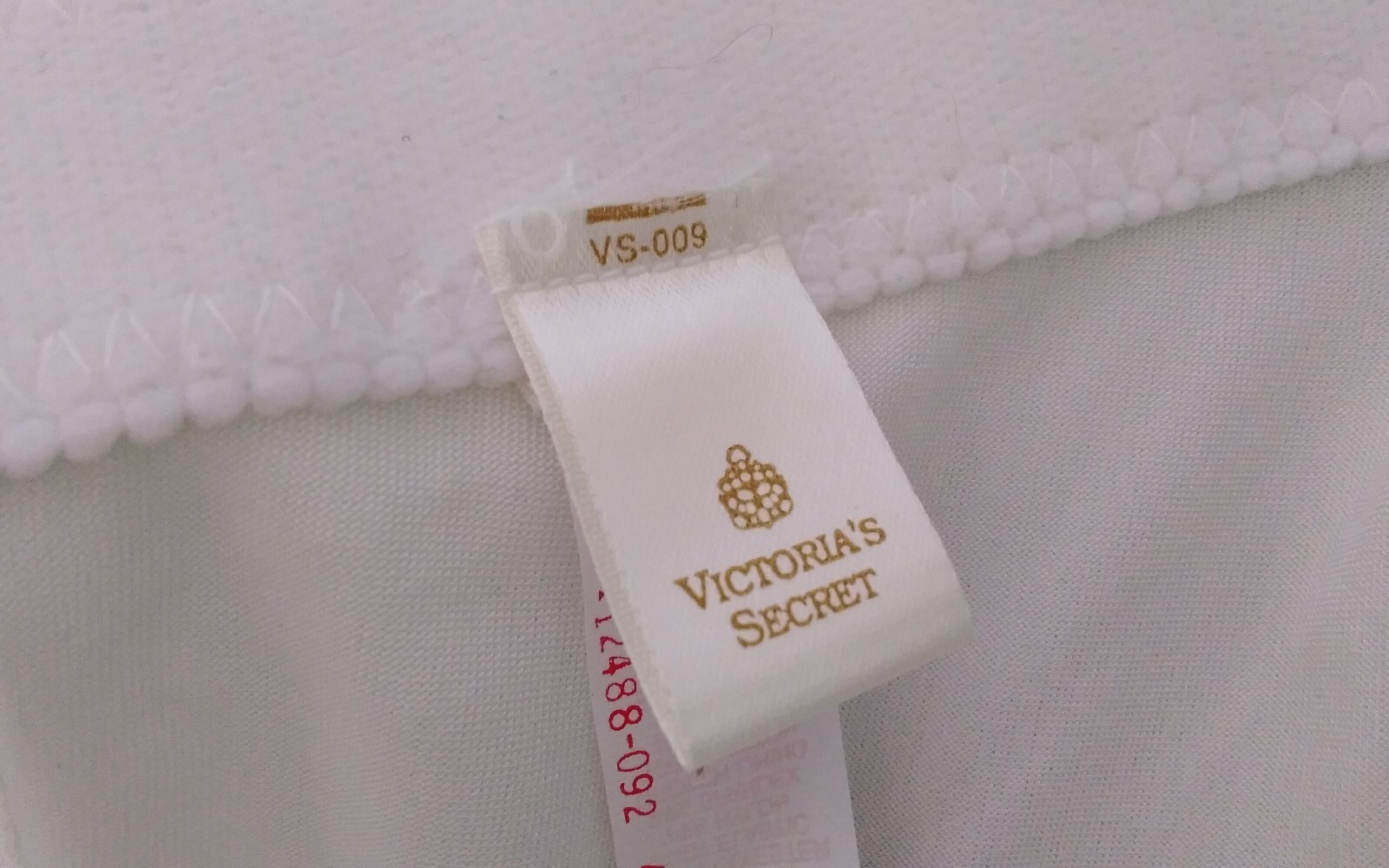 Vintage Victorias Secret White Convertible Body Shaper Girdle 40D USA Gold Crown