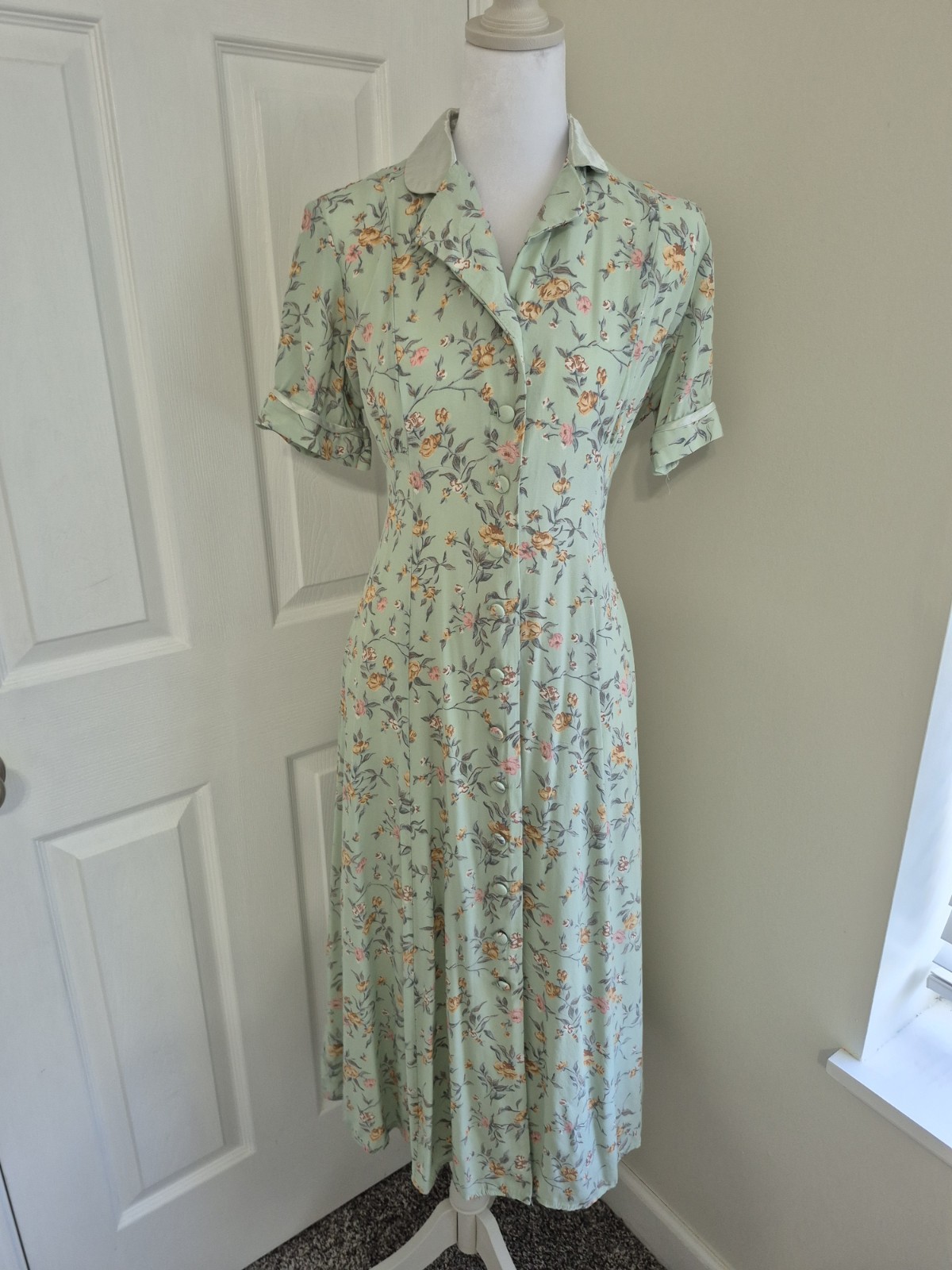 Vintage 80s Ed Michaels Rayon Tea Dress Mint Green Floral Cottagecore Midi M/L
