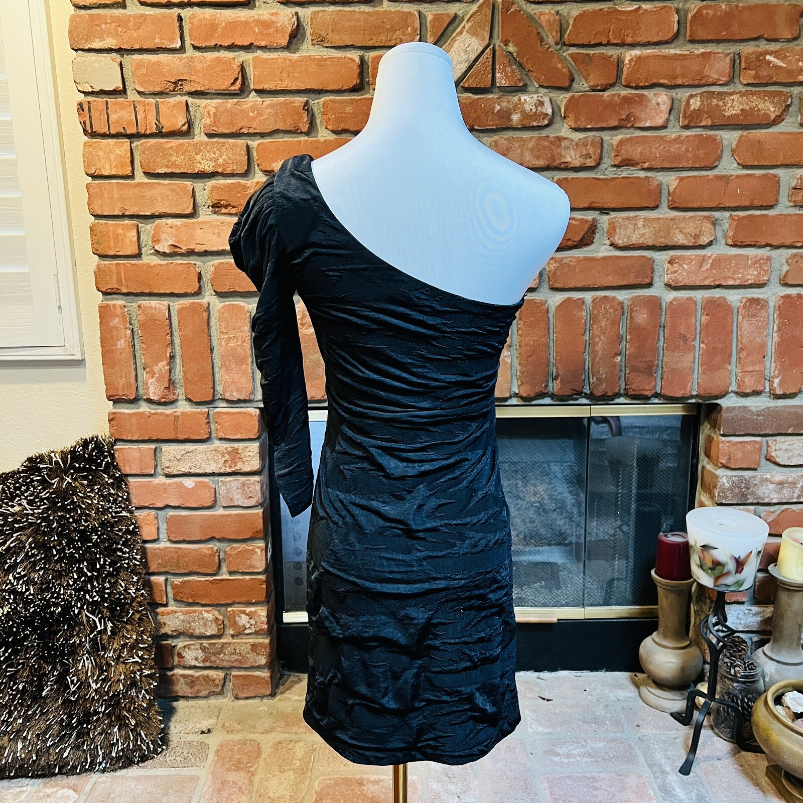 Vintage 90’s Sexy Black Textured Body con Cocktail Club One Arm Mini Dress sz XS