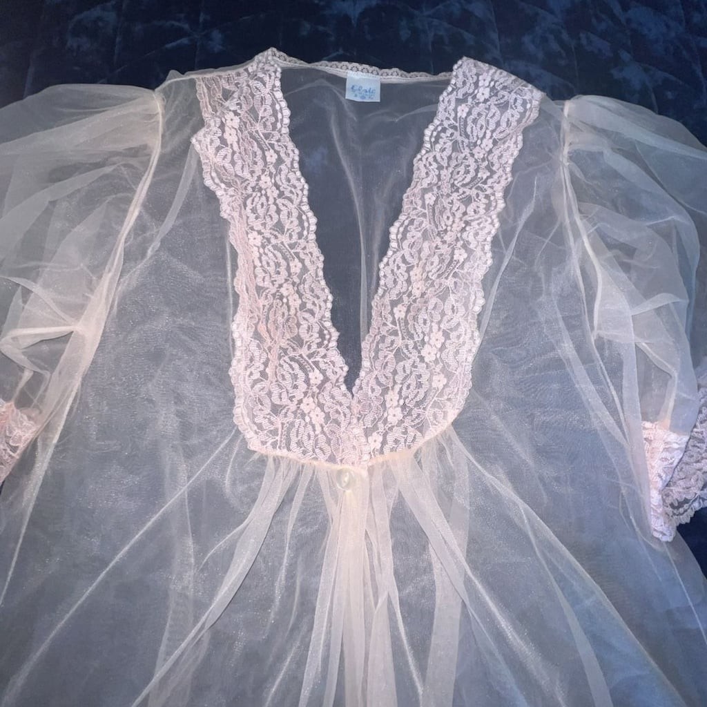 Vintage Elsie of Miami Sheer Pink Peignoir Robe with Lace Trim