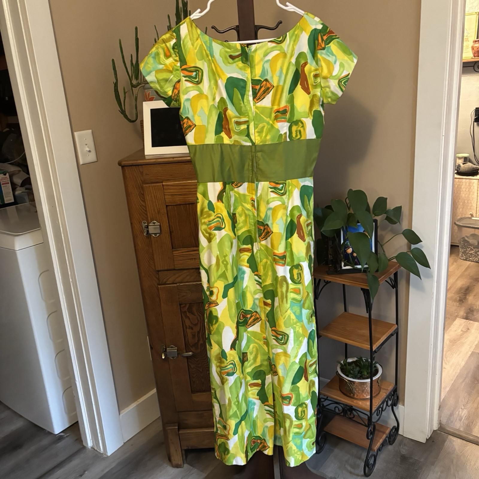 Vintage 1960s Penelope’s Honolulu Hawaiian Barkcloth Abstract Floral Dress Sz 14