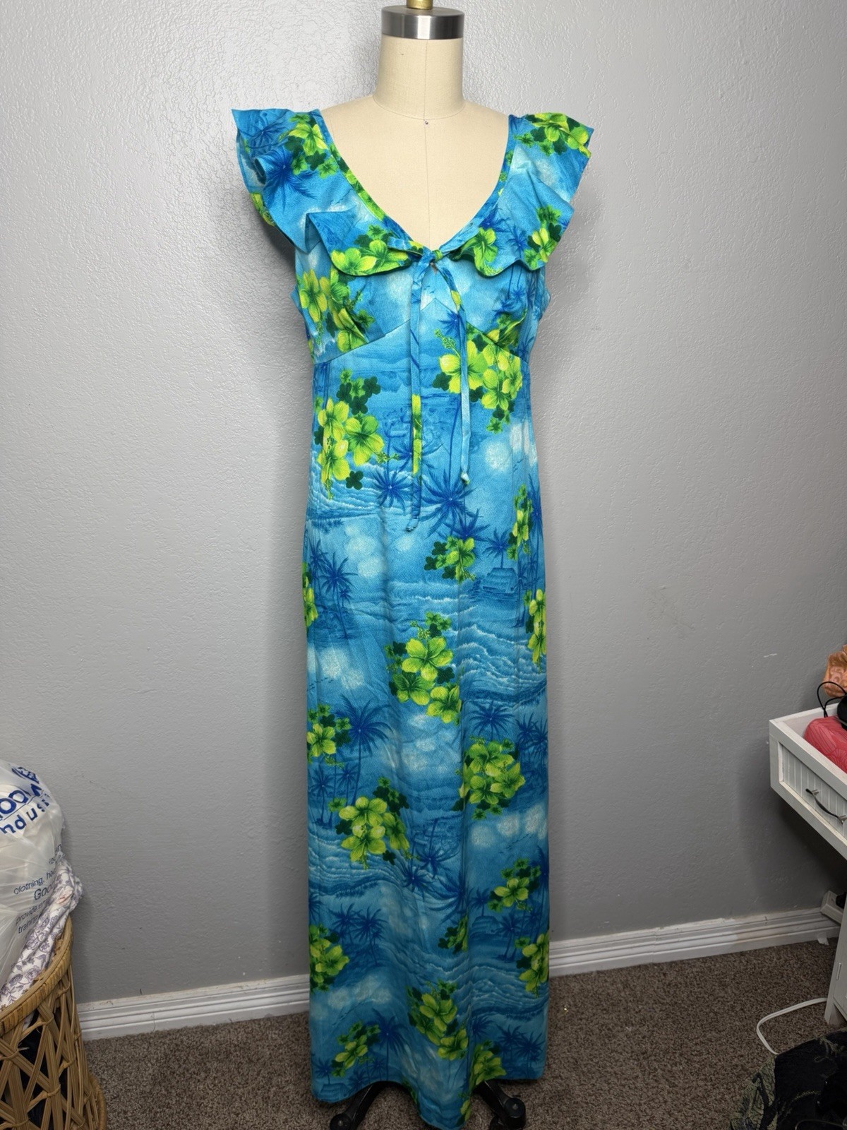 VTG 7Os POMARE Hawaiian Maxi Long Dress Sz M 12 Blues and Greens