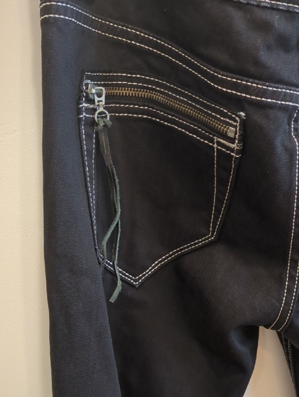 Y2K Vintage Denim Vertigo Paris Jeans Dark Wash Denim Zipper Low rise Size 30