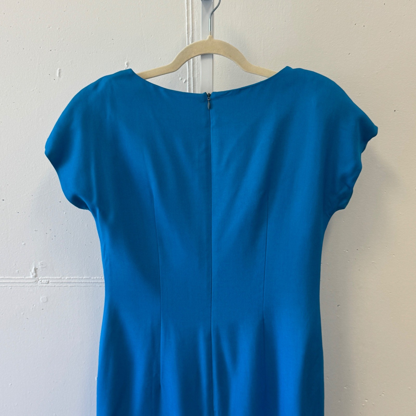 Vintage Jones New York Knee Length Dress Blue Cap Sleeve Sheath Career Size 8