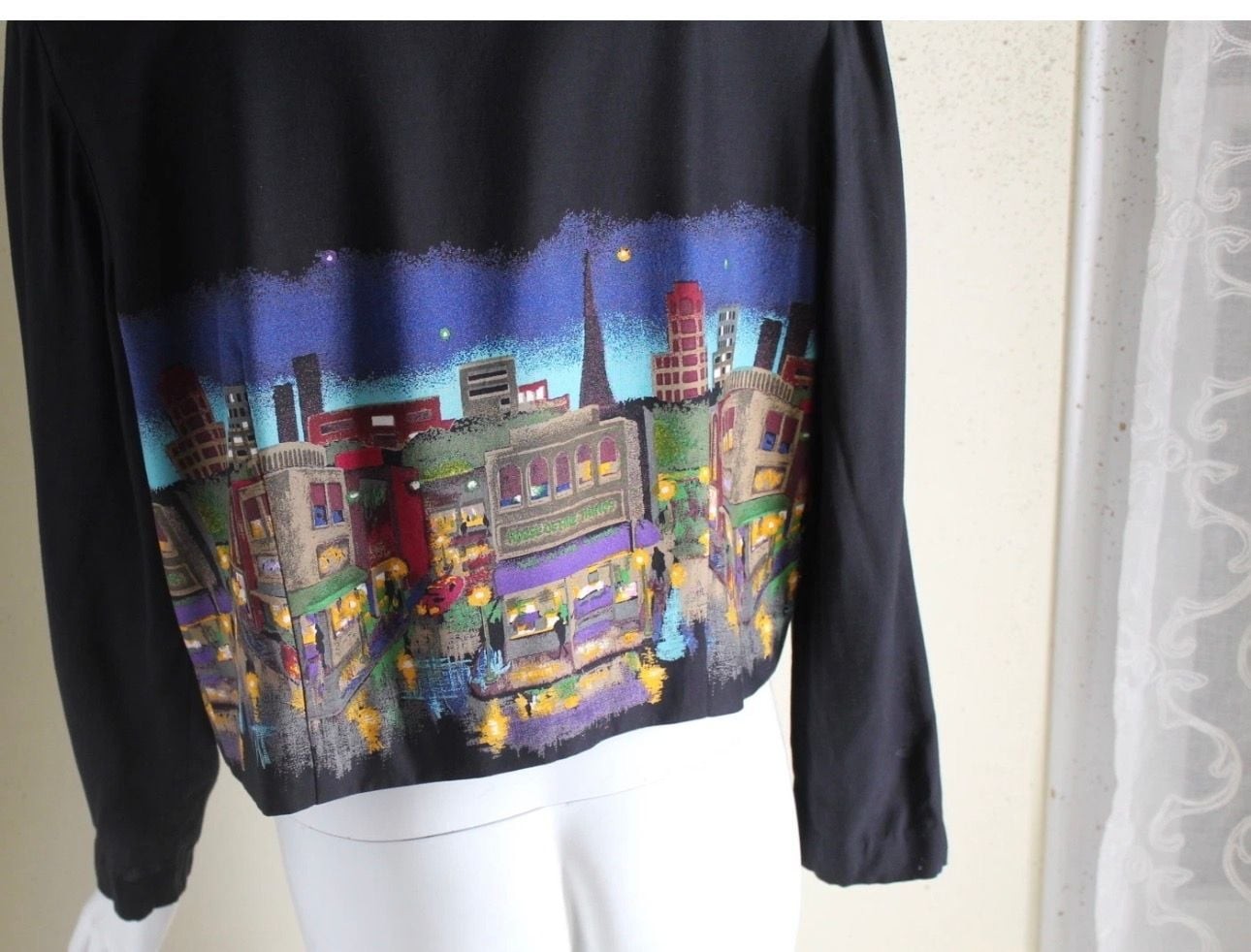 Karin Stevens Vintage Skyscraper Night Light Graphic size 16 100 rayon