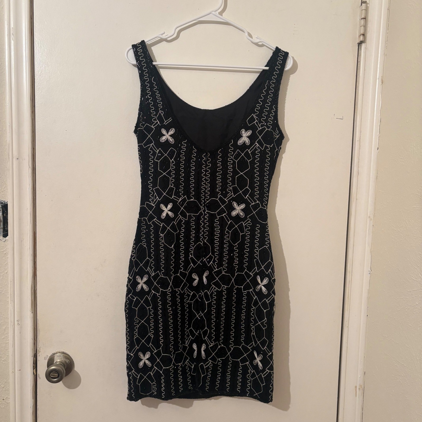 Black White 100% Silk Beaded Sequin Mini Dress Low Back Art Deco Nouveau Glam M