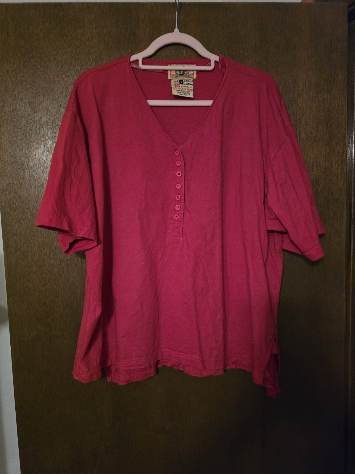 VTG GENE EWING FOR BIS WOMAN CALIFORNIA SUNWASH 1X RED V-NECK T-SHIRT