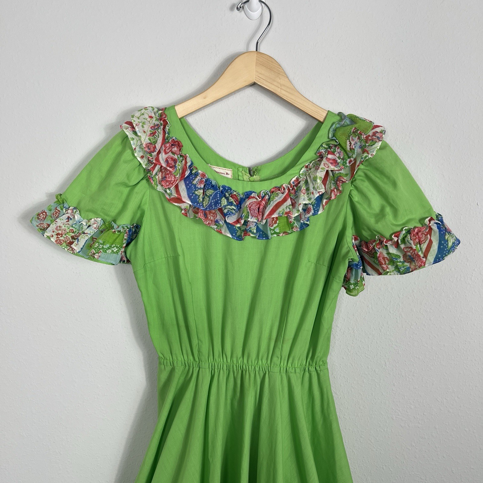 Vintage 70s Square Wear Square Dance Dress Green Floral Cottage Country Medium