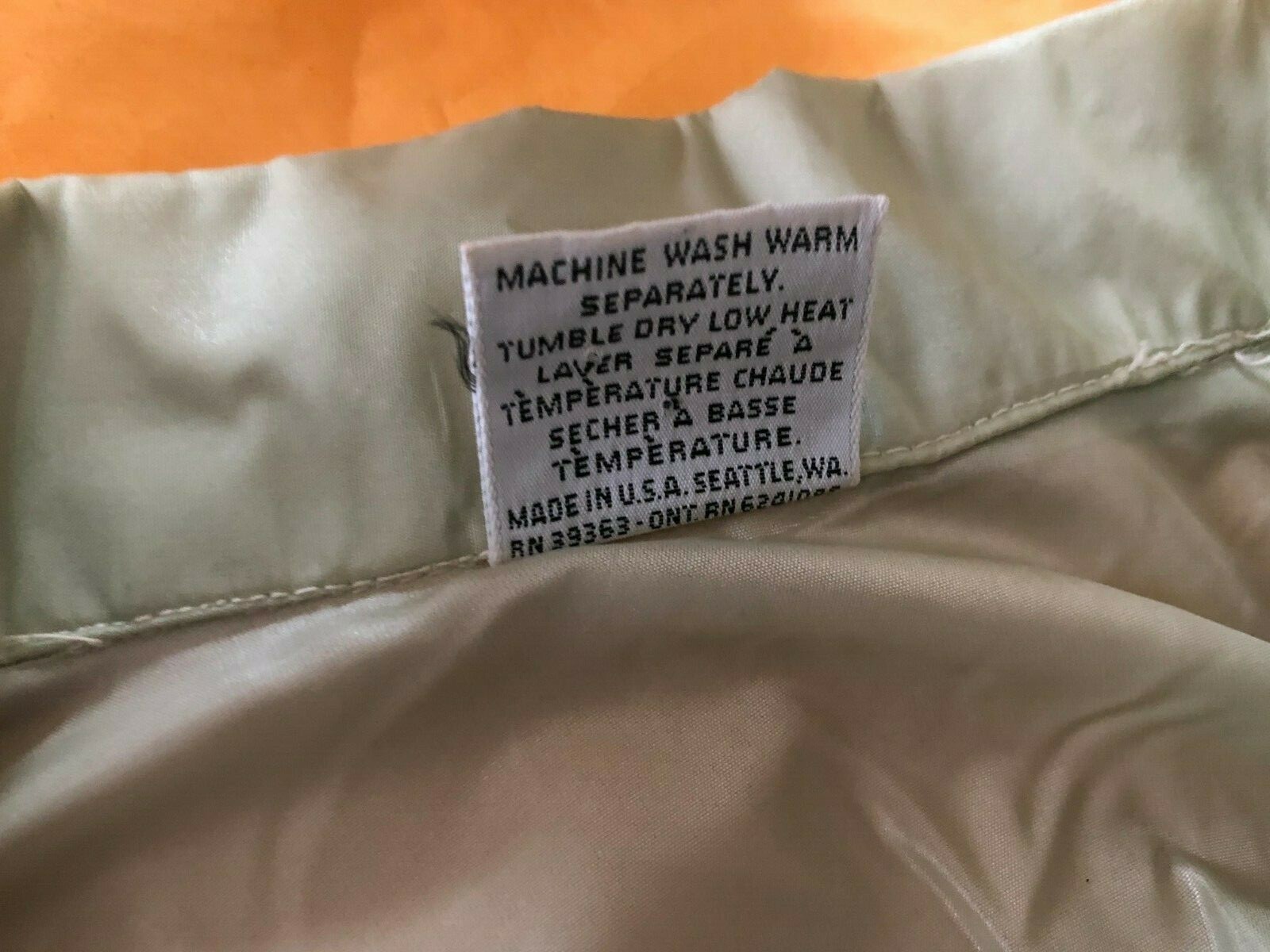 Roffe Ski Wear Blouse pale green Long Sleeve Nylon Vintage Small made in USA