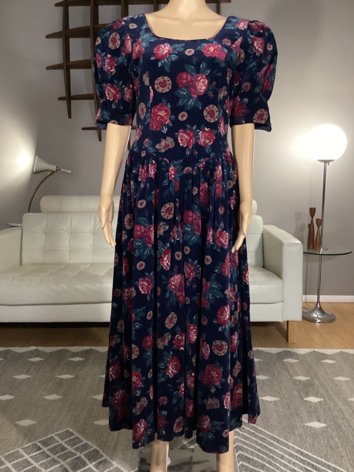 Vintage Laura Ashley Black Velvet Floral Roses Puff Sleeve Dress US Sz 12