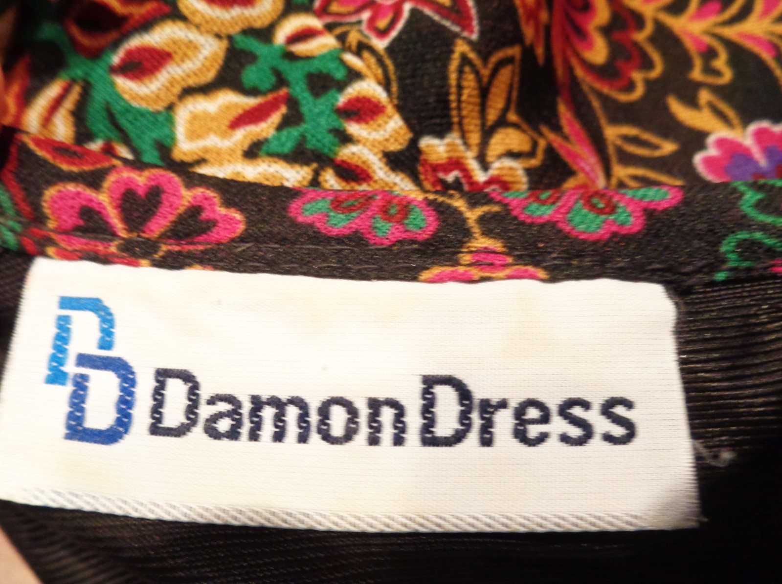 Vintage 70s Boho Paisley Dress Pleated Skirt Damon Dress B40 Purple Black