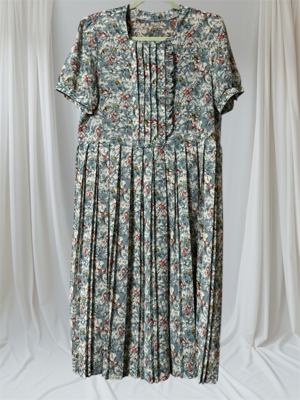 VTG 1960s Pleated Blue Pleated Dress Accordion Ruffle Buttons COTTAGECORE Size M