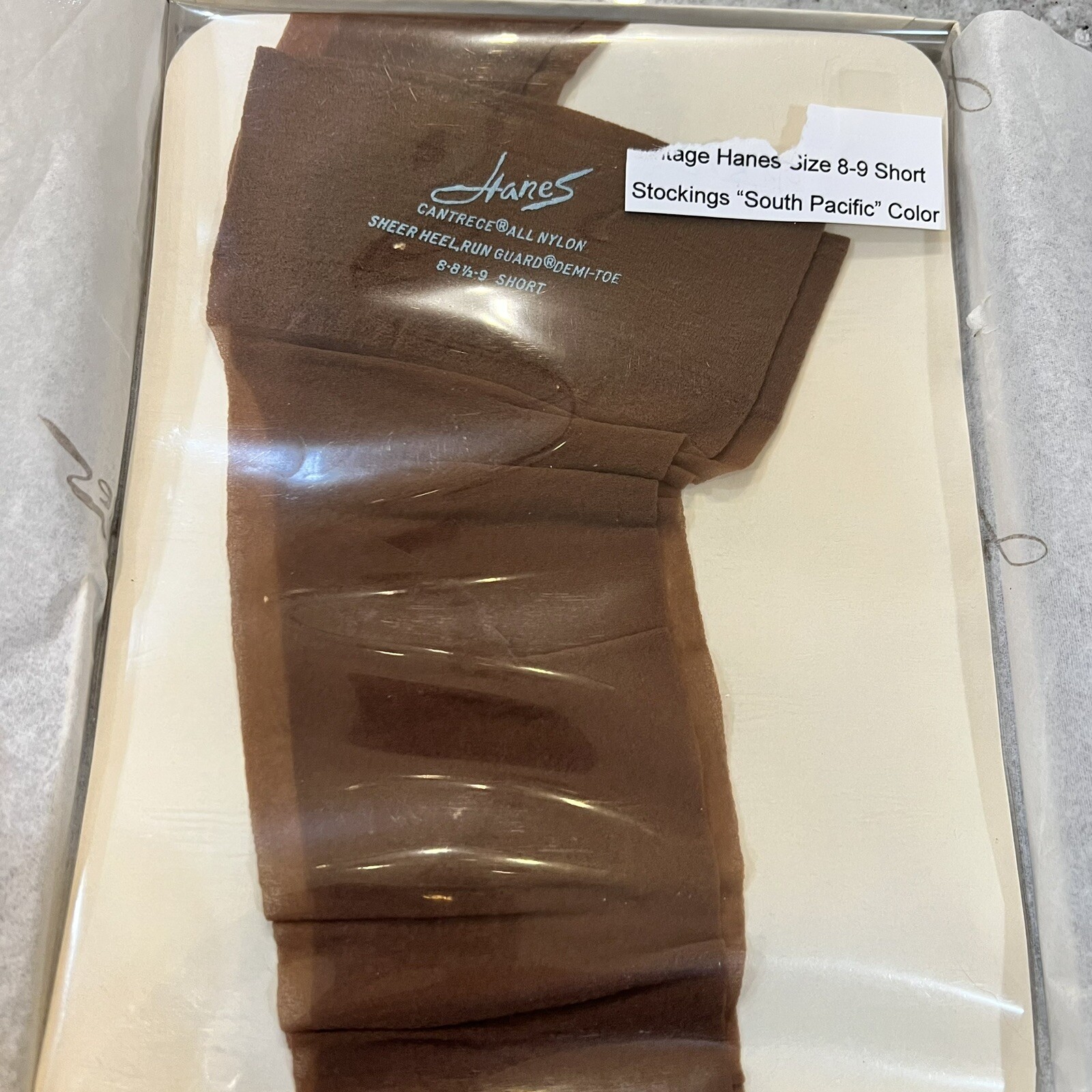VTG Hanes Cantrece Sheer Heel Run Guard South Pacific 8-8 1/2-9 Short Hosiery