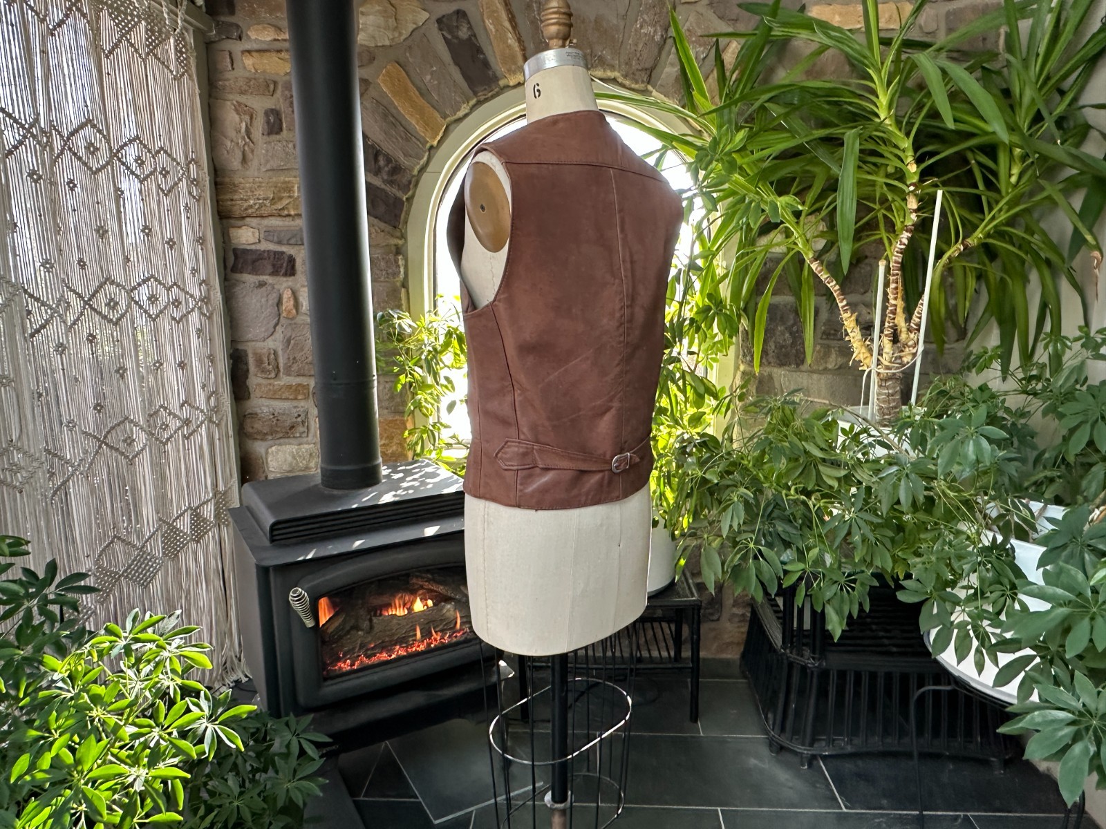 Vintage Gender Neutral Brown Leather Vest Metal Buttons Juke’s