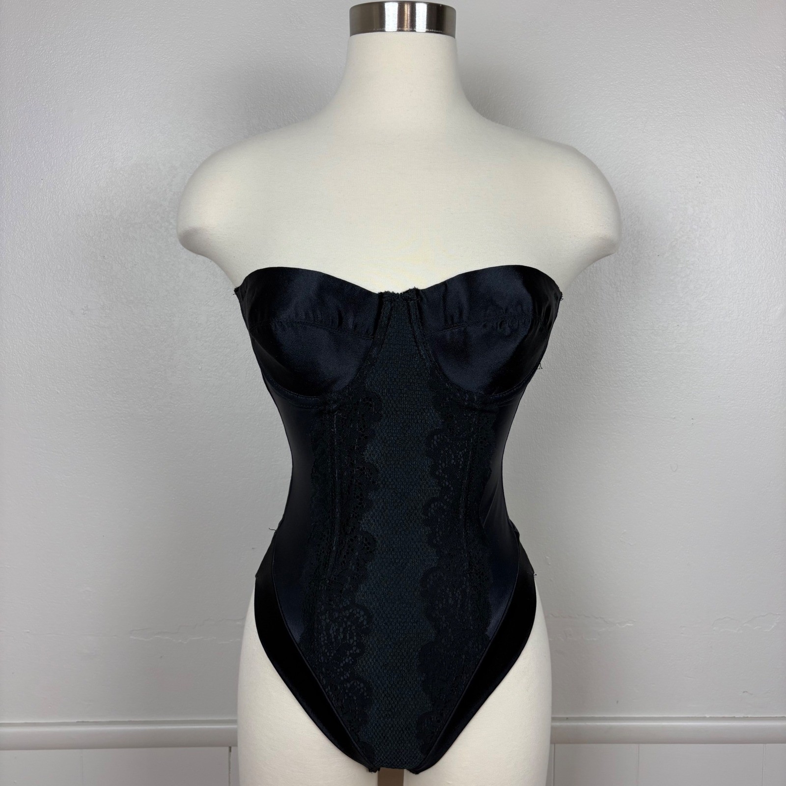 Partners Intimates Vtg Body Shaper Girdle Size 34B Black Lace Trim Strapless