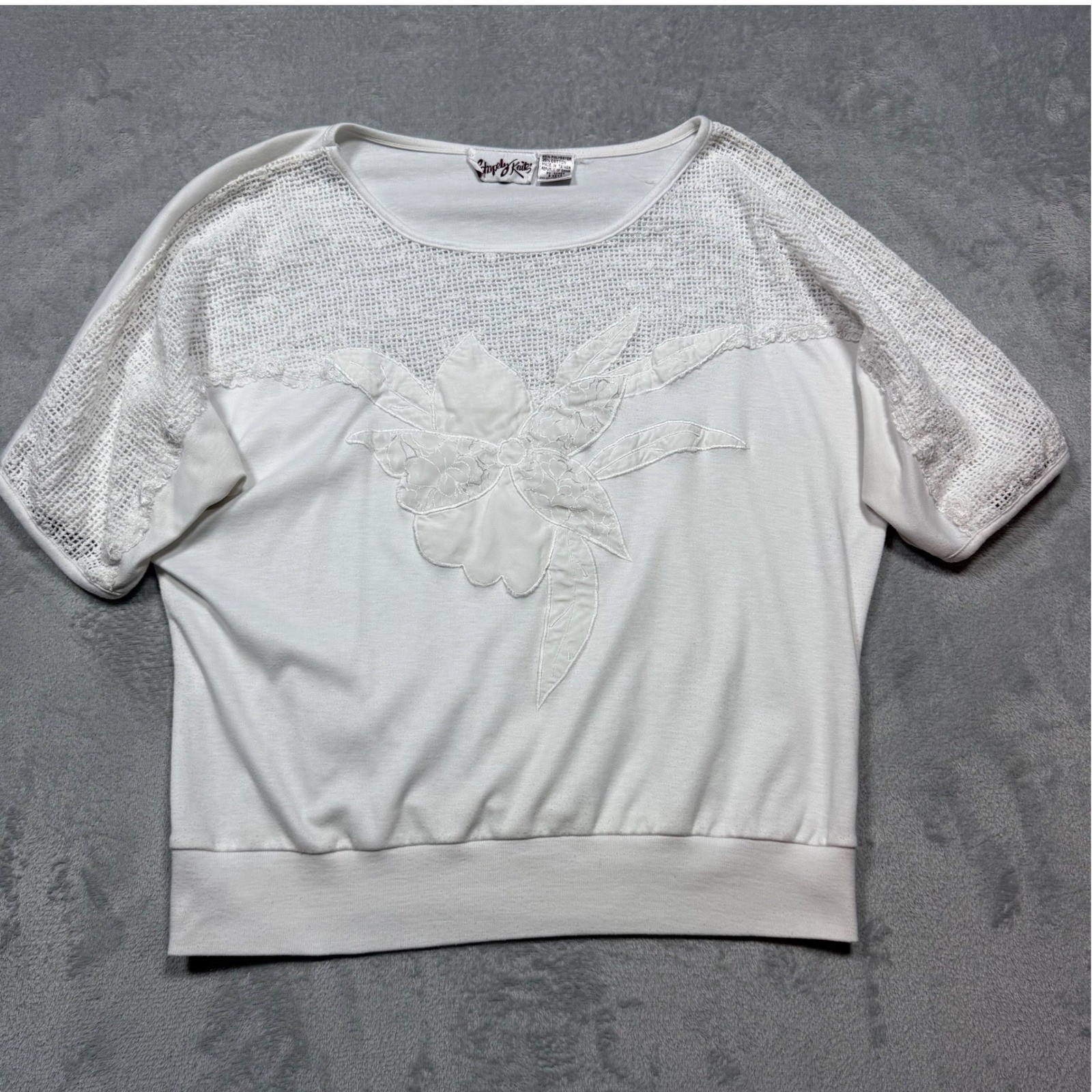 Vintage 80s White Cotton Blend Floral Applique Crochet Knit Dolman Top Size M
