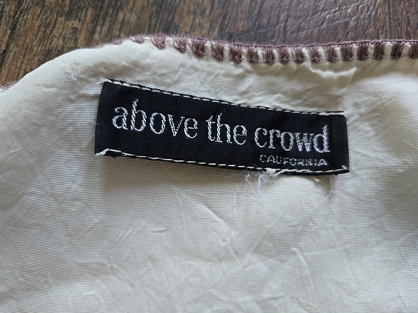 VTG Above The Crowd Vest Top Women’s Size S/M Silk Ivory Beige Brown Imbroidered