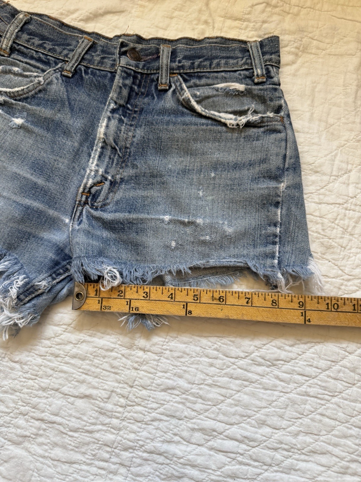 Vintage 1960s 1970s Levi’s Big E Orange Tab Cut Off Shorts Thrashed Size 28