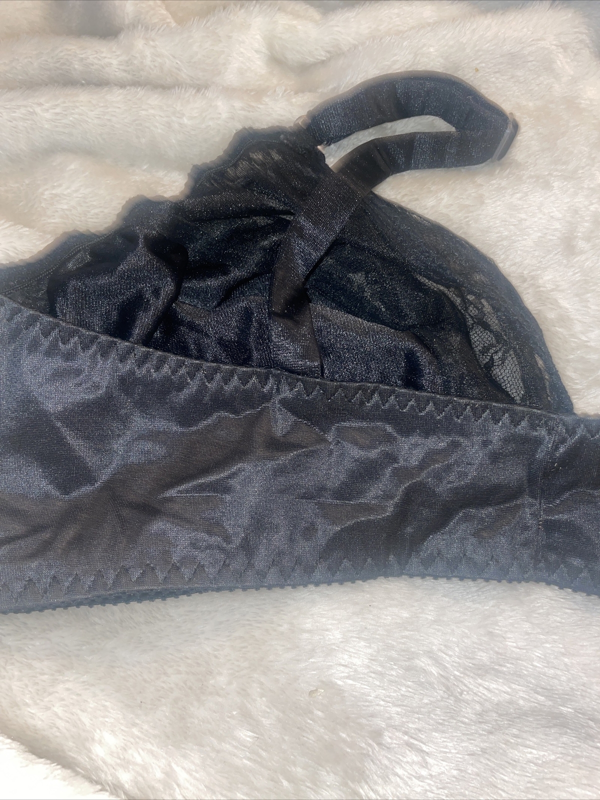 UNLINED WIRE FREE SILKY NYLON FRONT CLOSURE 90s SILKY BLACK BRA USA 42D