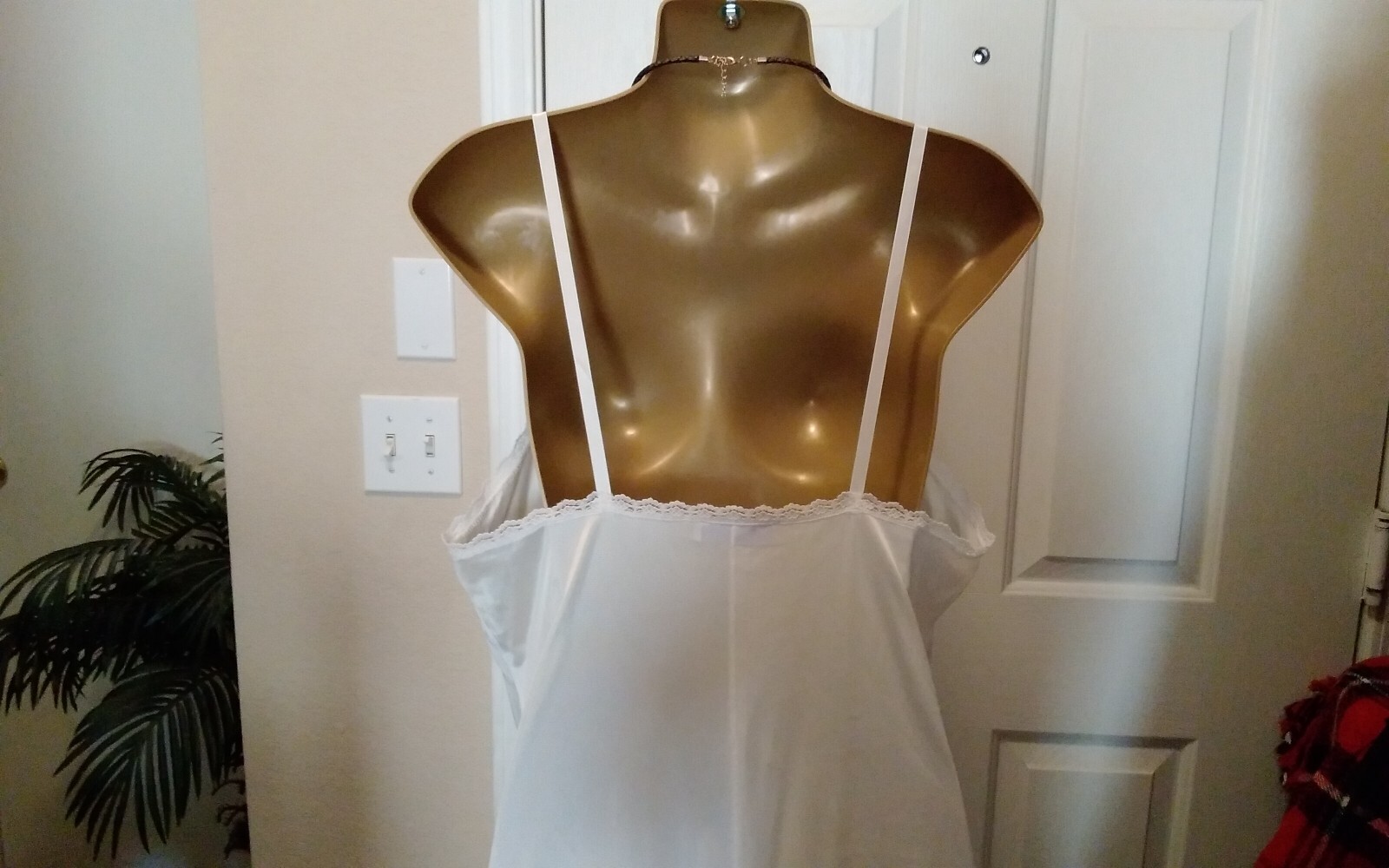 Full Slip BONNE NUIT Vintage White SZ Med Made in USA Lace Trim