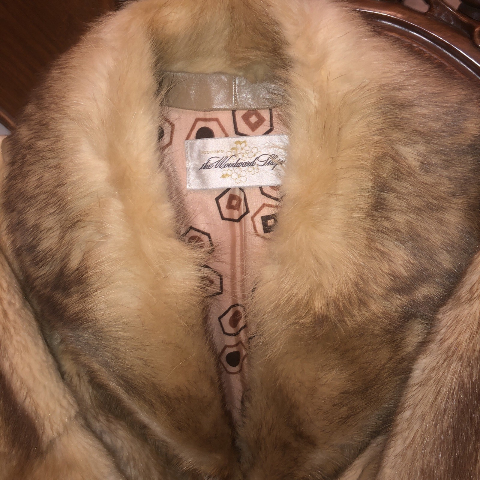 Vintage Tan Leather Trim, Fox Collar, Fur Coat. By J.l Hudson, Size Small 1970s