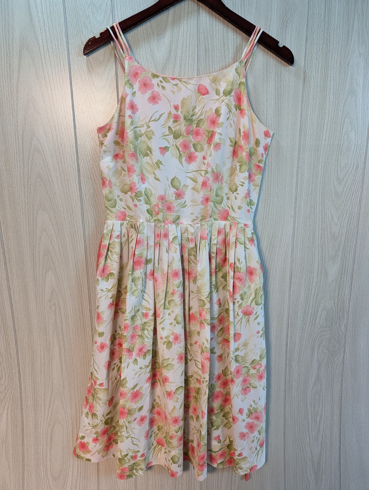 50s Vintage Floral Print Dress Size Small Cream Pink Cottagecore Pleated