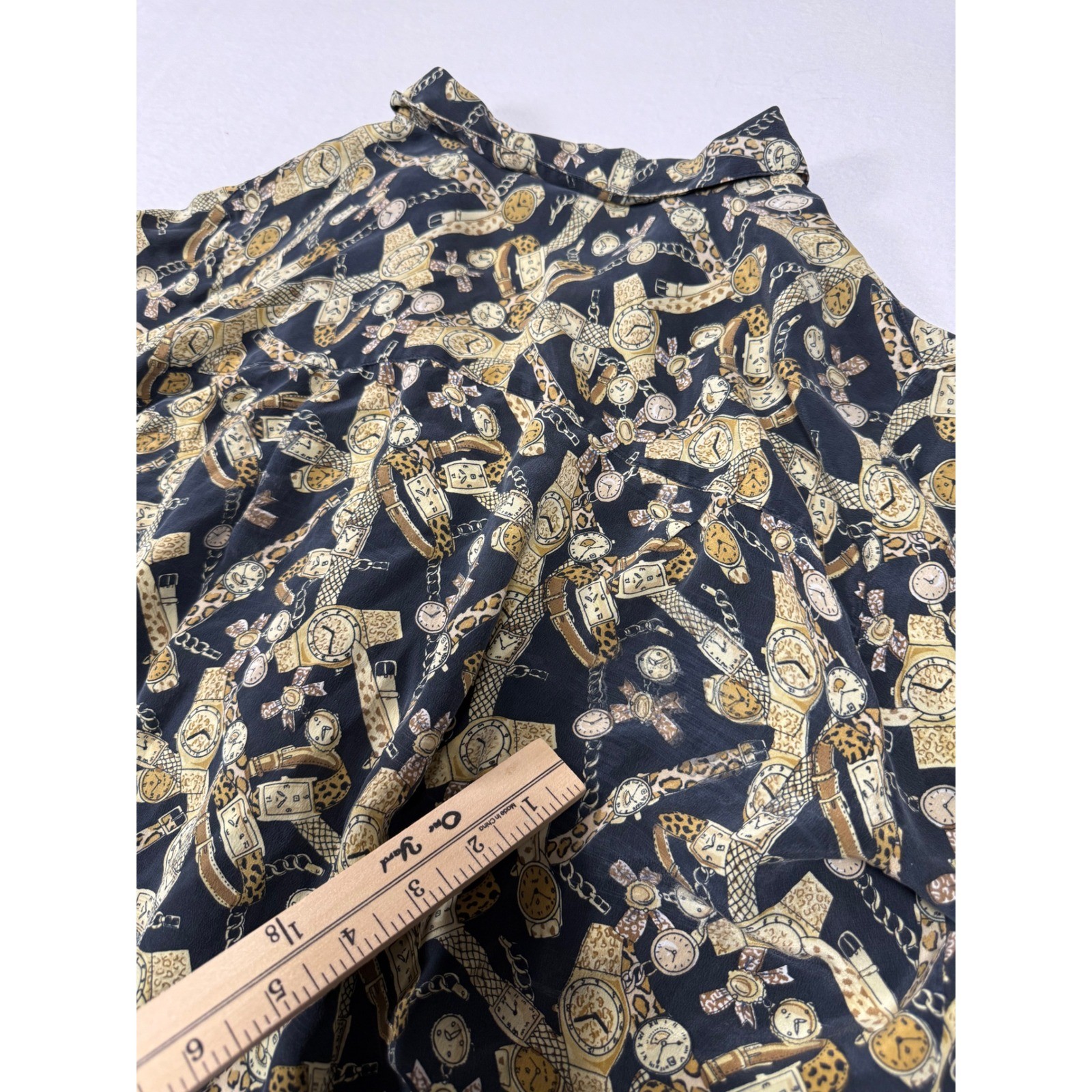 Natalie & Me Vintage 100% Silk Watch leopard Print Button Shirt Large Black 90s