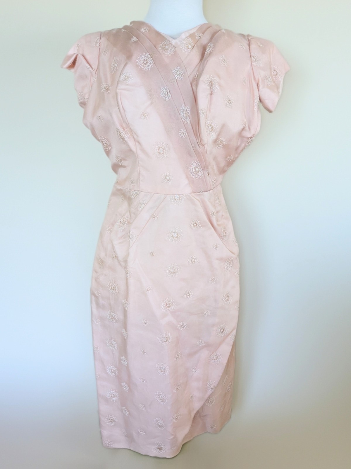 Vintage 1950s Pink Satin Wiggle Dress Embroidered Floral Cocktail Party Dress