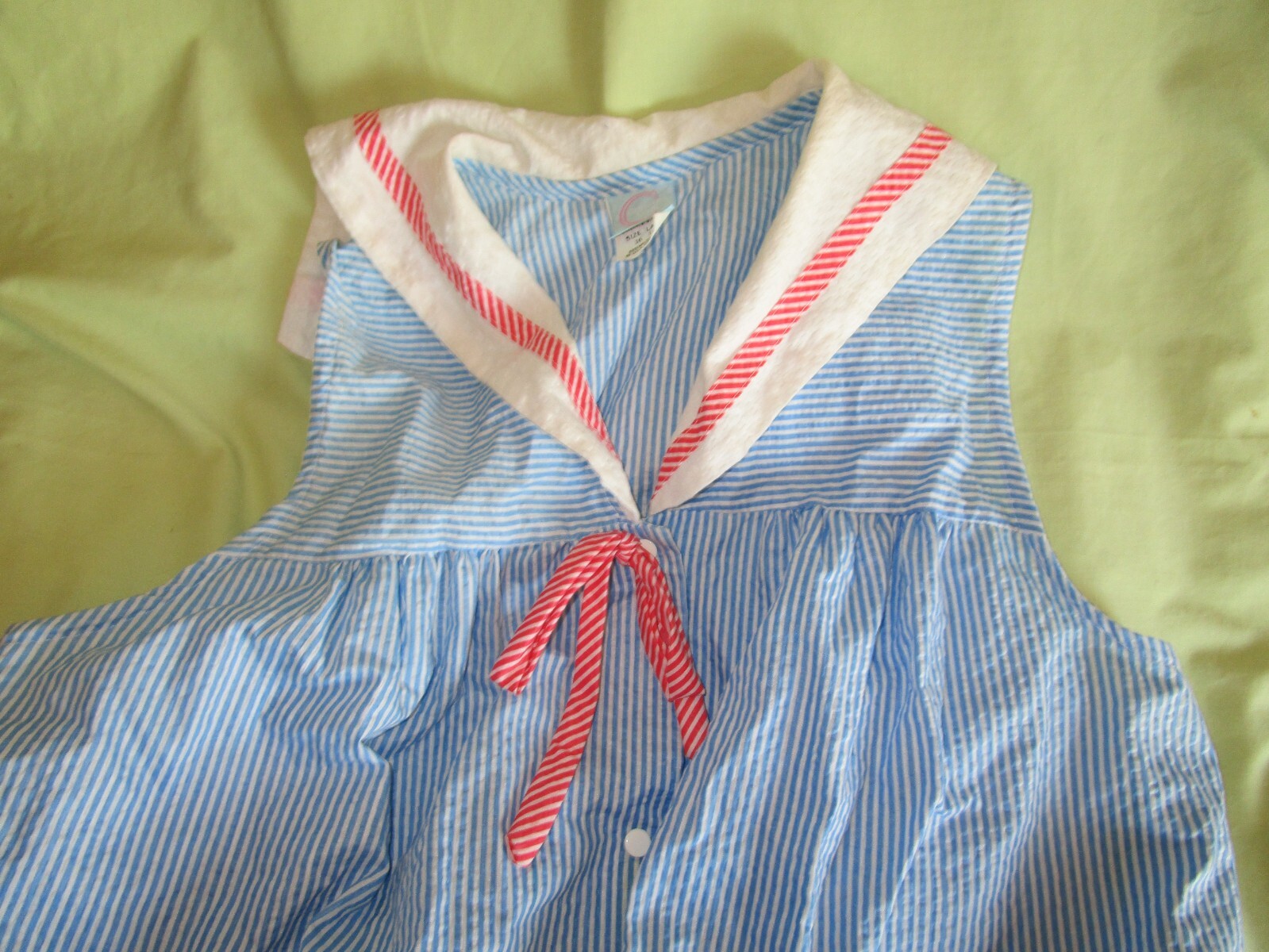 Vintage Ladies Housecoat Size L 16/18 in GREAT Shape by Comfort Coat