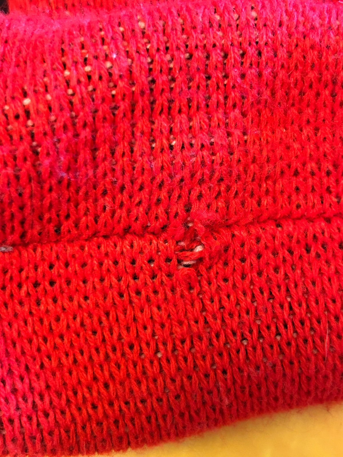 VTG Venezia Tiger Sweater Red Black White OSFA 80s 90s Grandmacore