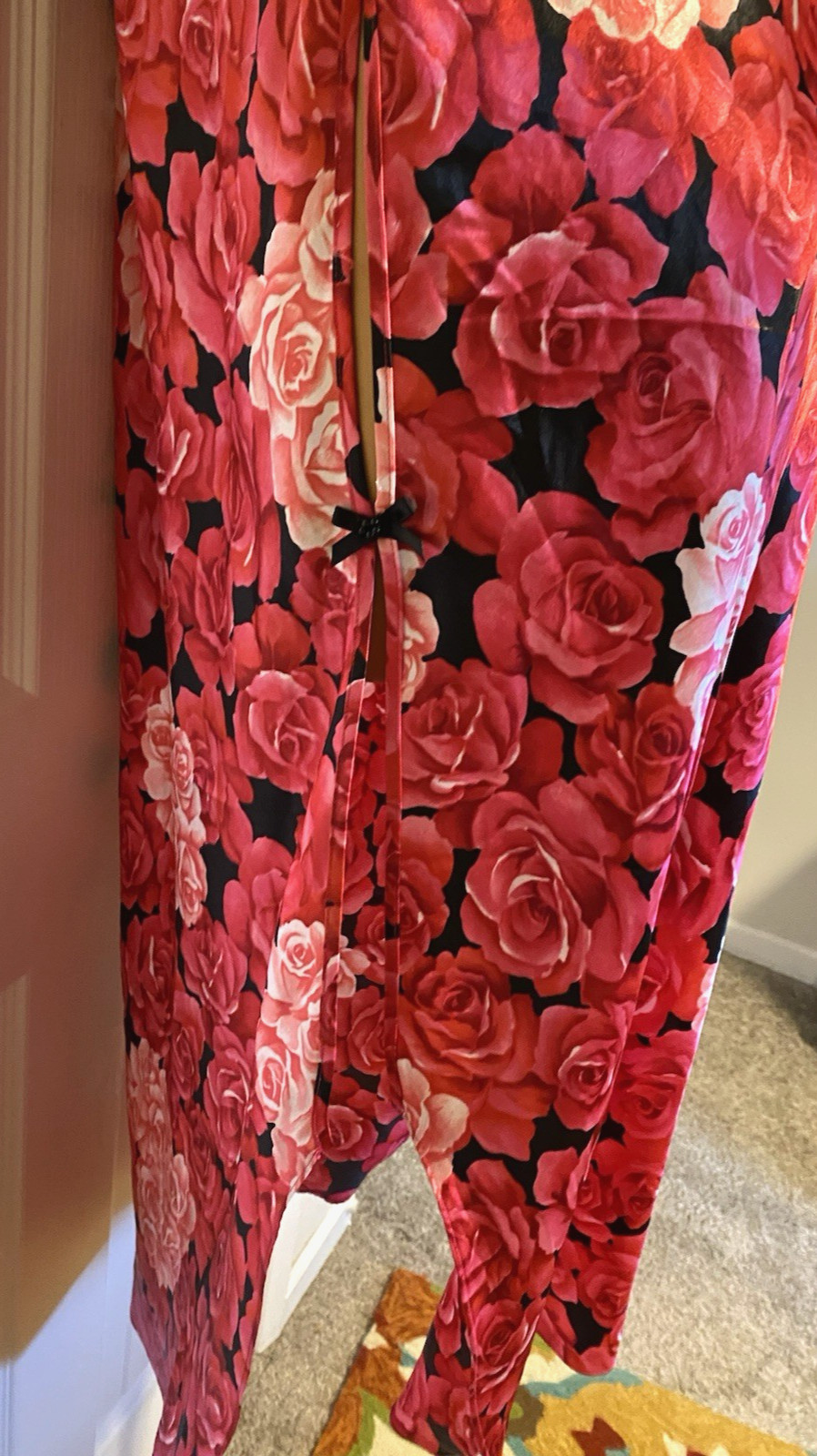 VTG Y2K SABRINA LINGERIE RED FLORAL SATIN W/ STRAPPY LOW BACK NIGHTGOWN SZ M