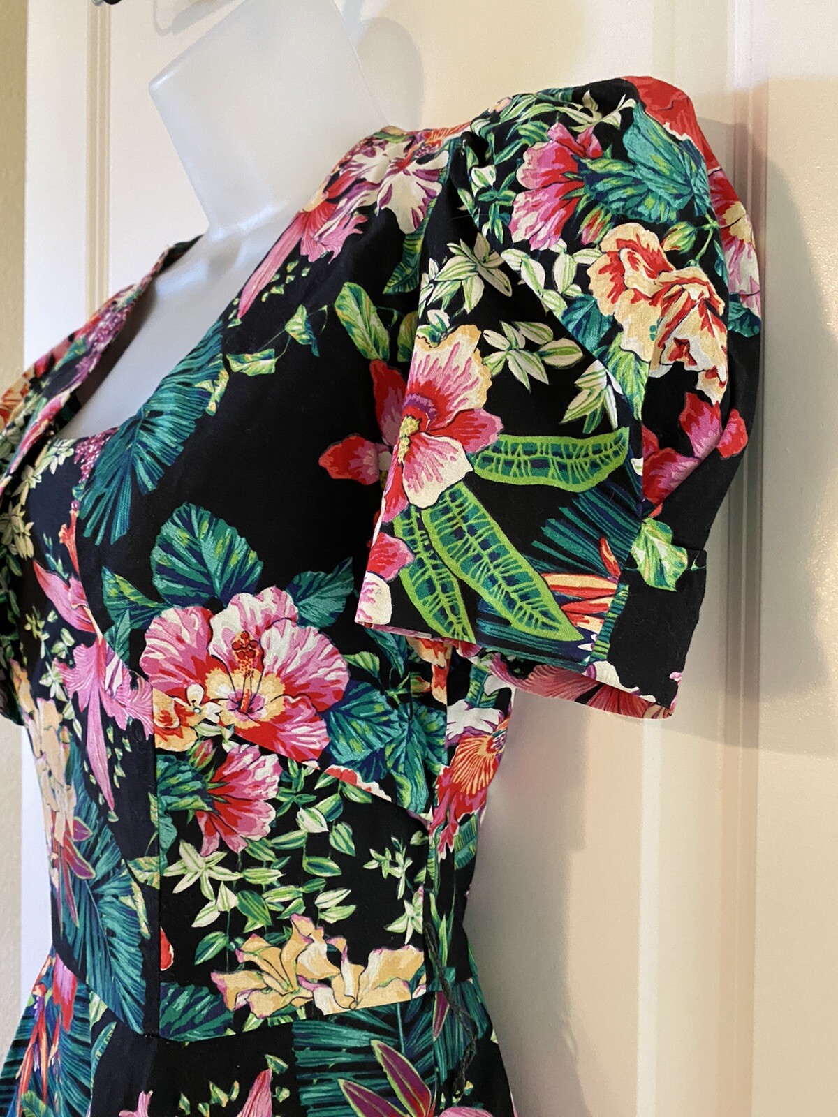 Mademoiselle Vintage Floral Tropical Rockabilly Tulle Made in USA Small 5