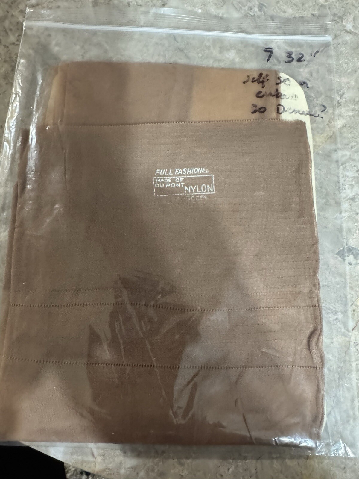 VINTAGE FULL FASHION DUPONT NYLON SEAMED STOCKINGS ! 9