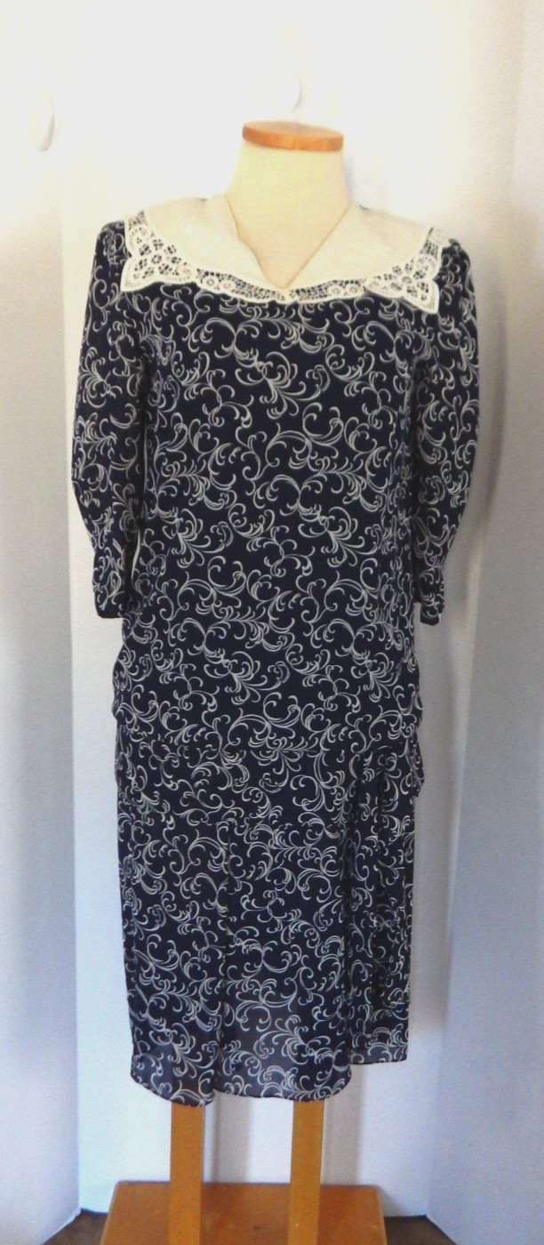 Vintage 80s Liz Roberts Dark Blue Floral Lace Collar Below Knee Dress Size 10