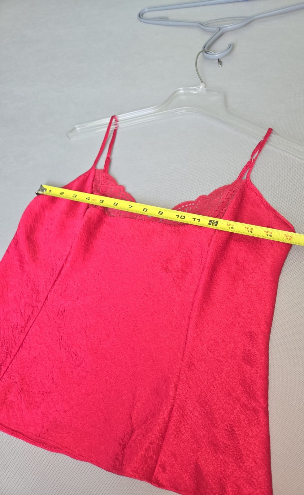 Victoria’s Secret Vintage Red Camisole Tank Top Lace Trim Size M Satin Cami