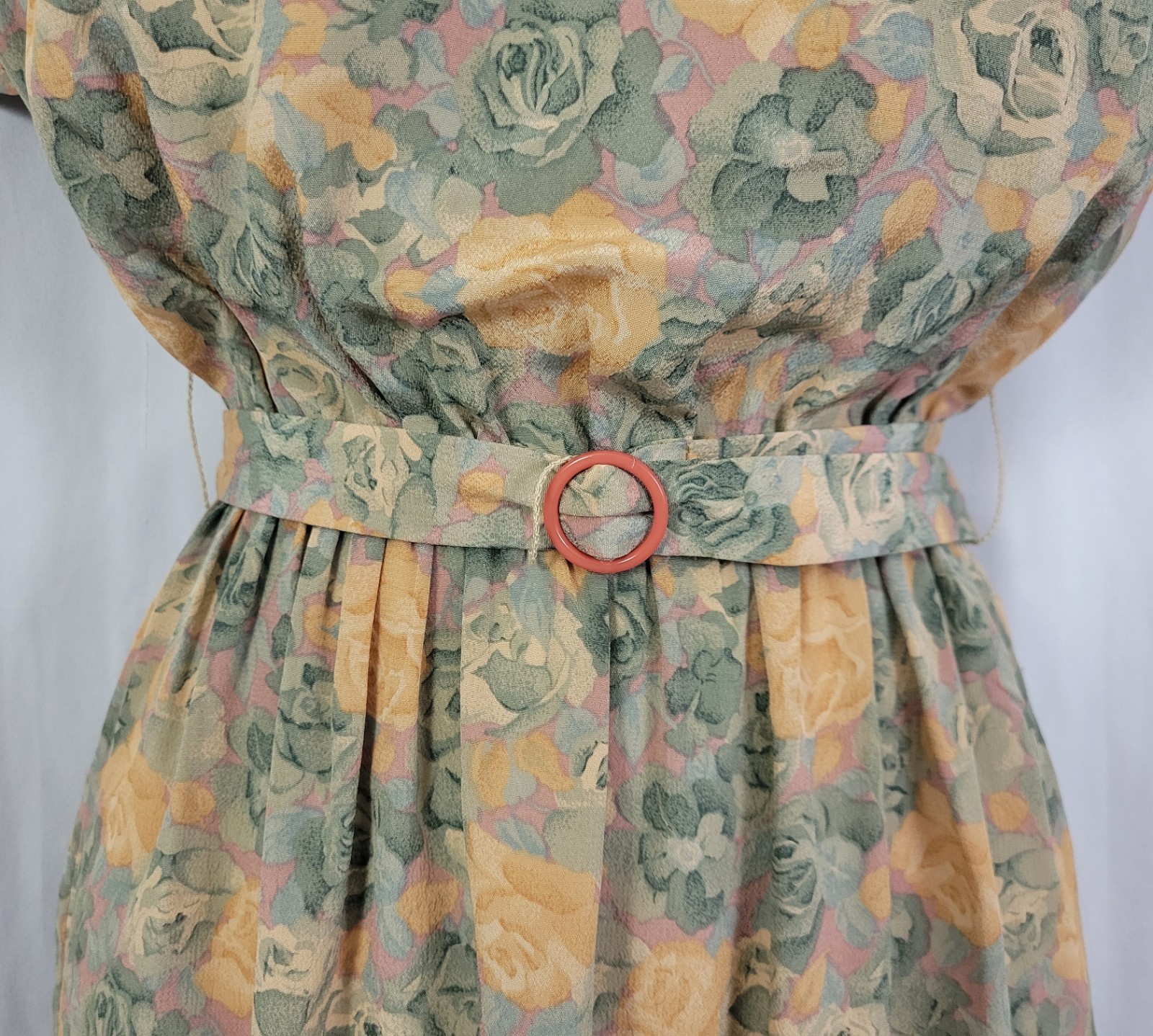 Vintage Taurus II Muted Green & Gold Floral Blouson Dress w Belt Size 4