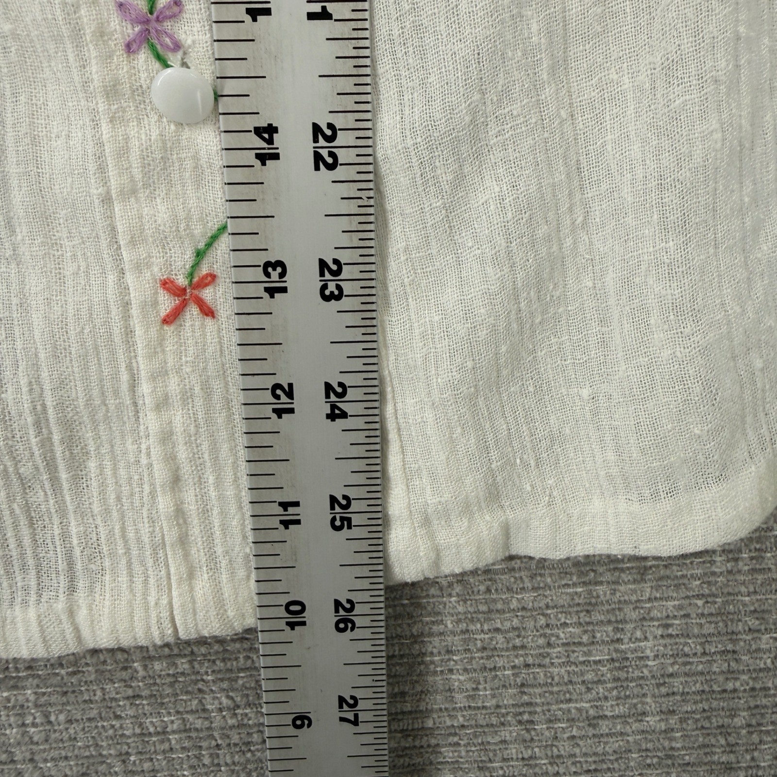 Vintage 70’s Hand Embroidered Western Button Up Shirt Women M White Cottage Boho