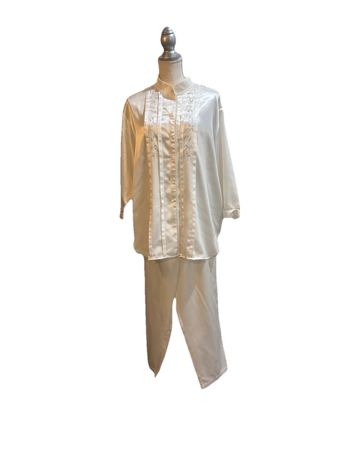 Vintage Amanda Stewart Intimates 2 Pc Satin Soft Interior Embroidery Front SZ XL