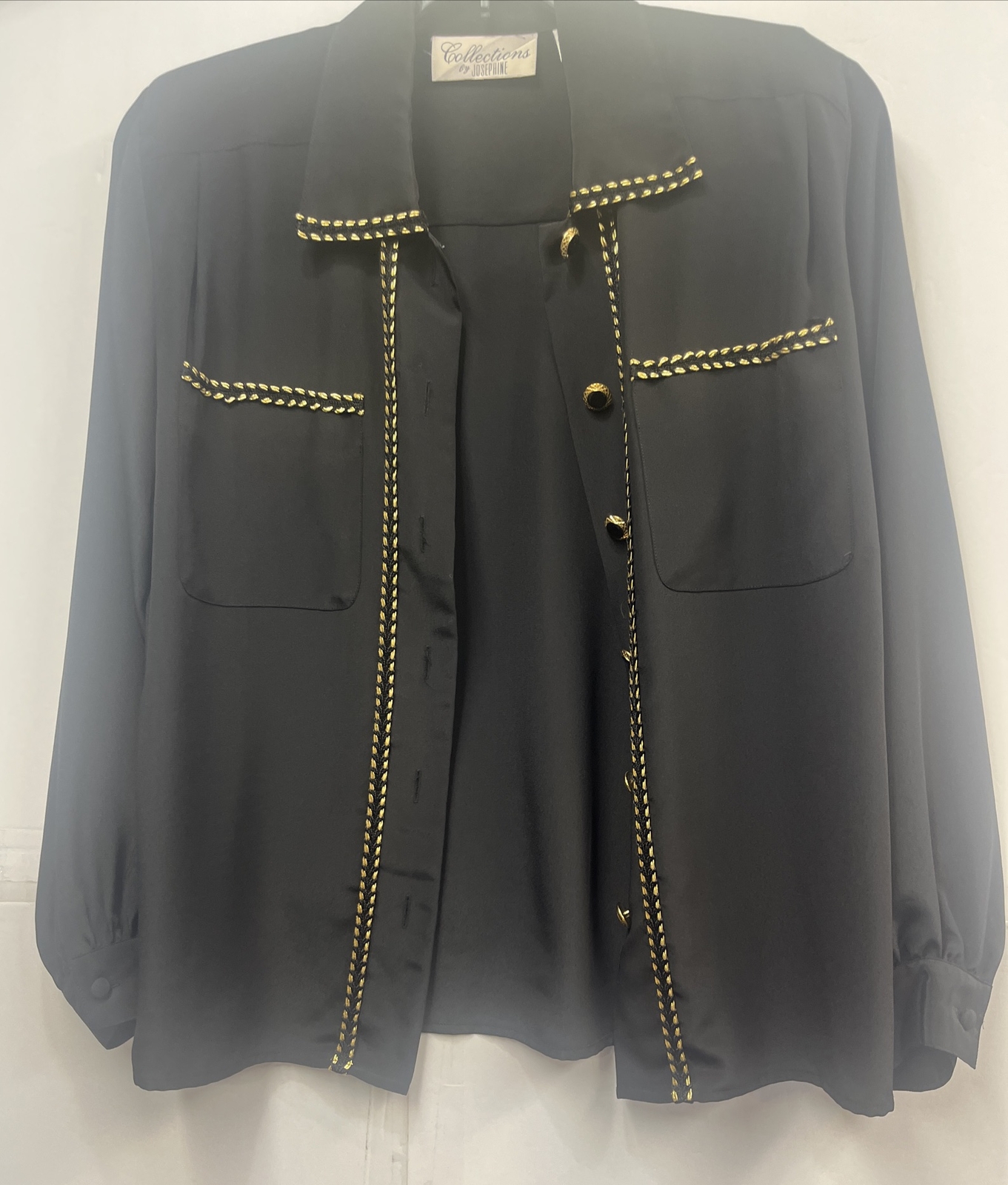RARE FIND- VINTAGE COLLECTIONS BY Josephine Button Down GOLD TRIM BLACK SHIRT 10