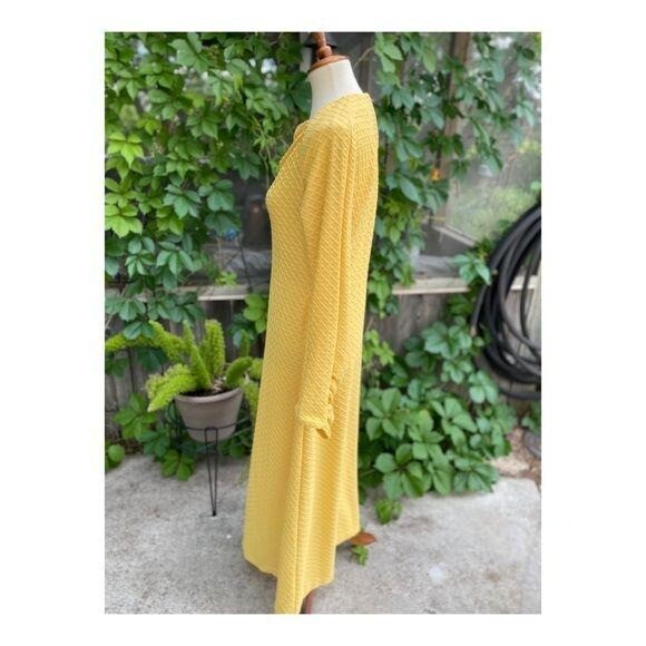 Vintage | 60s Maxi Dress Leg O Mutton Sleeve Quilted Waffle Knit Sz M