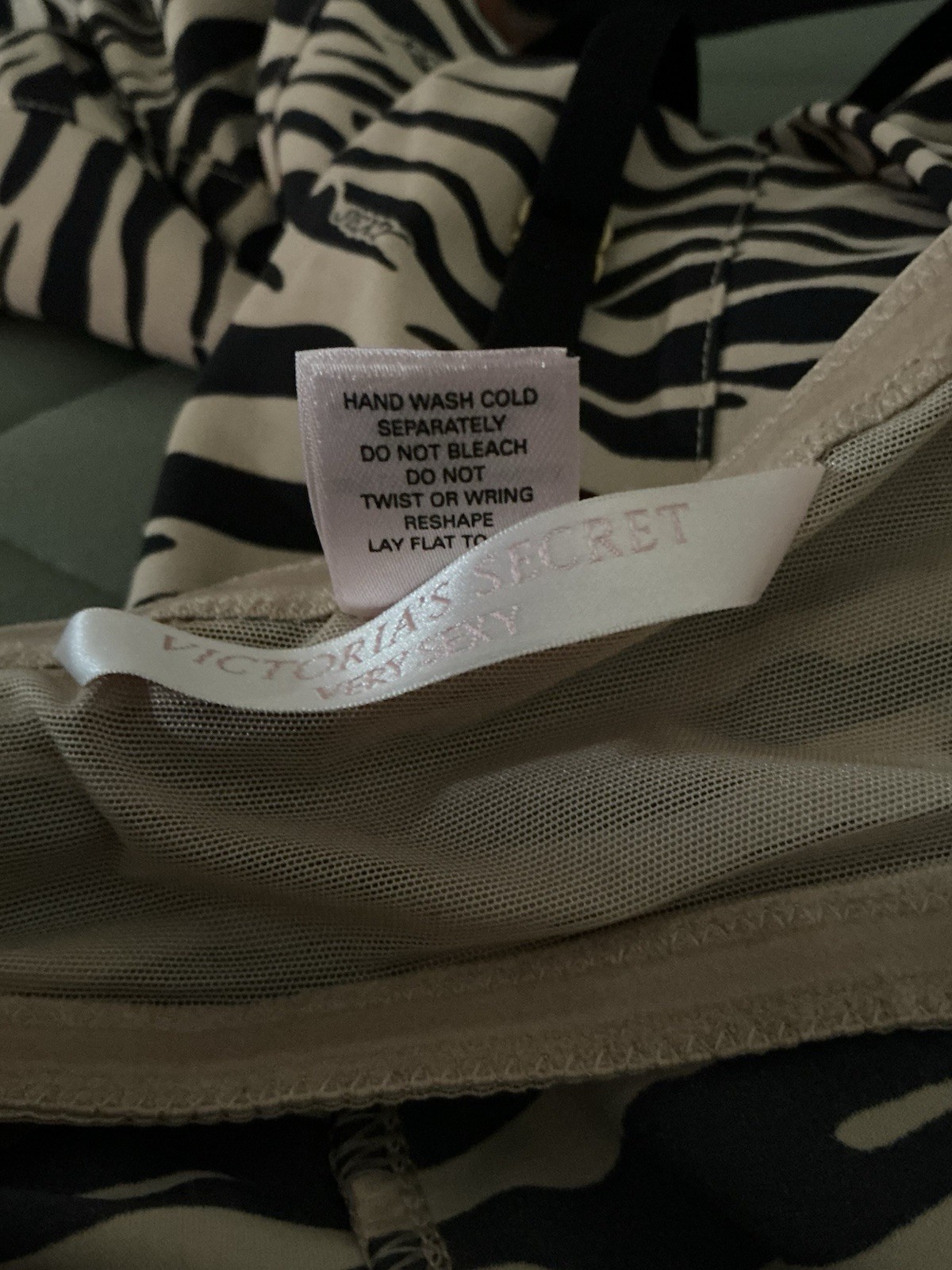 Cache “Very Sexy” Dress, Strap/Strapless Size Medium NWOT