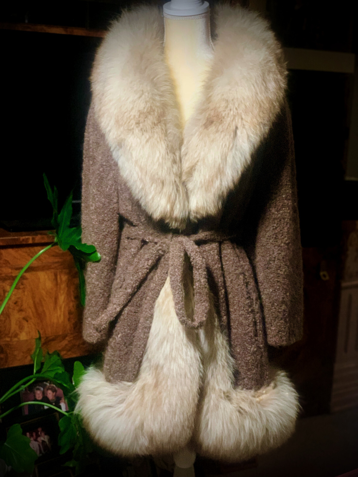 Brown Mocha Wool Boucle Silver Fox Fur Trimmed Belted Coat & matching Dress 8 10
