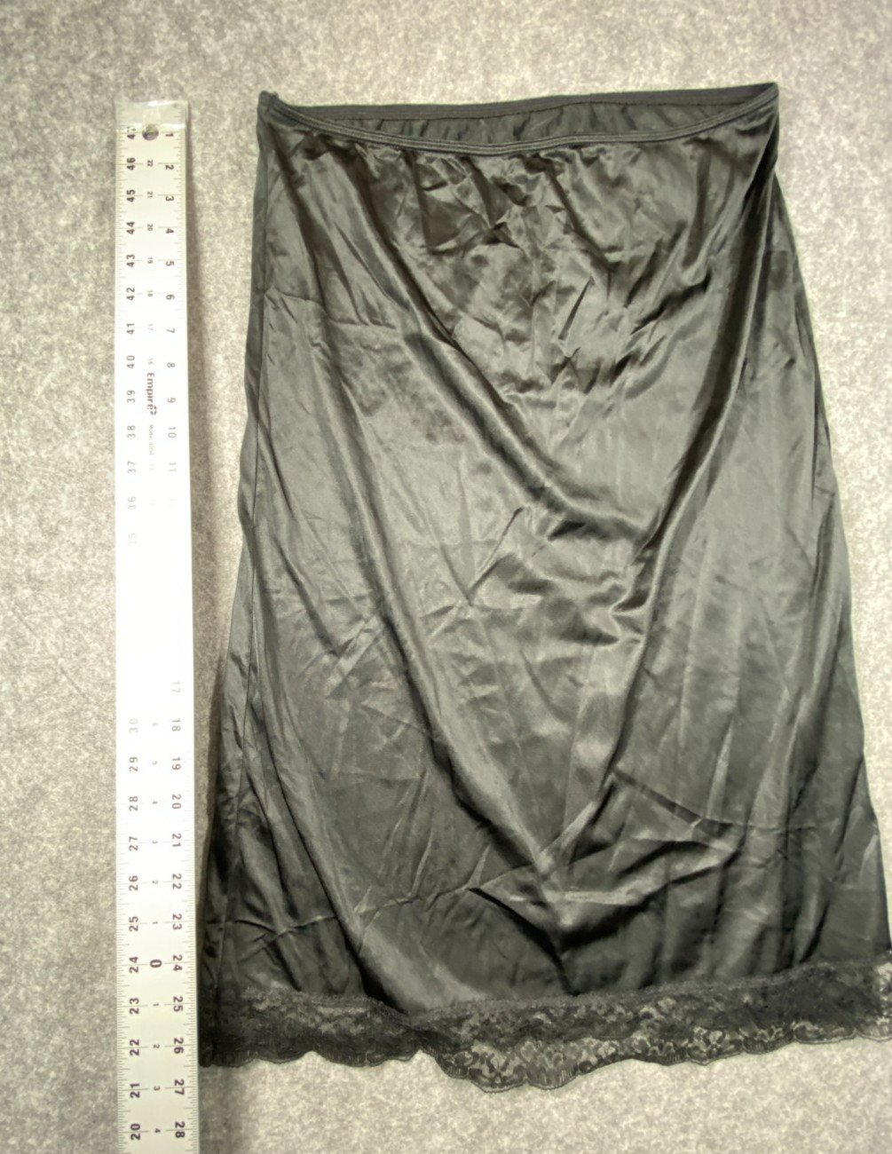 Vintage Kaydette Womens Slip Skirt Black Large 30/32 Satin Lace Trim Lingerie